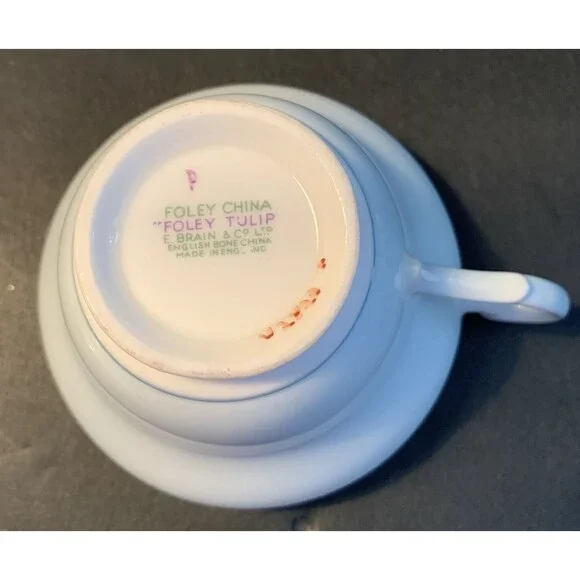 EB Foley Tulip Cup and Saucer Fine Bone China, Made in England - Picture 6 of 7